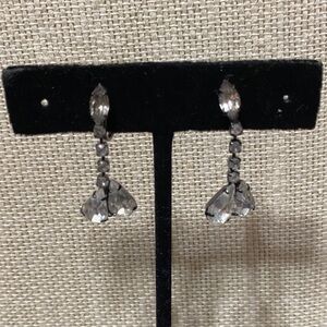 Vintage rhinestone drop clip on earrings